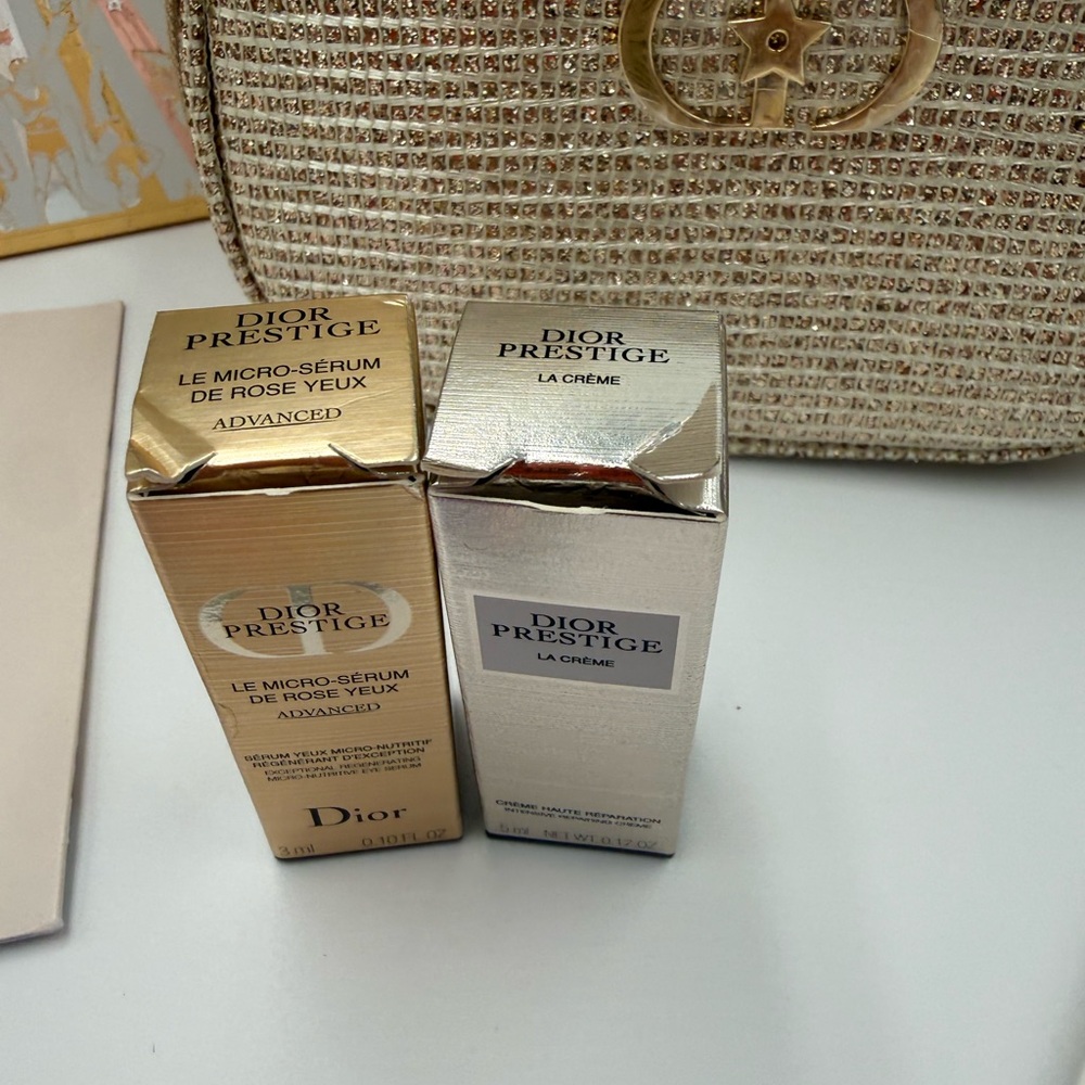 Dior Gold and Navy Holiday Makeup Set - Picture 9 of 10